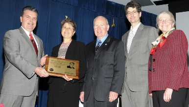 Dian Seidel receiving her award. Photo: DOC